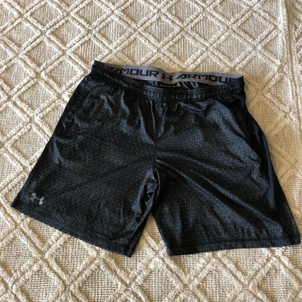 Under Armour Men's Loose Athletic HeatGear Shorts